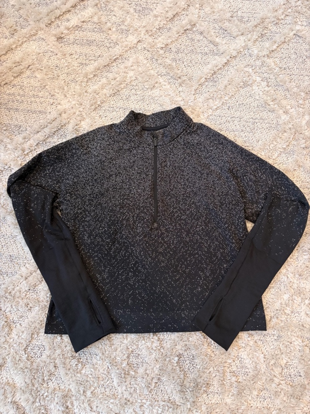 Lululemon Rest Less Cropped 1/2 Zip in Herringbone - EUC - Picture 3 of 9